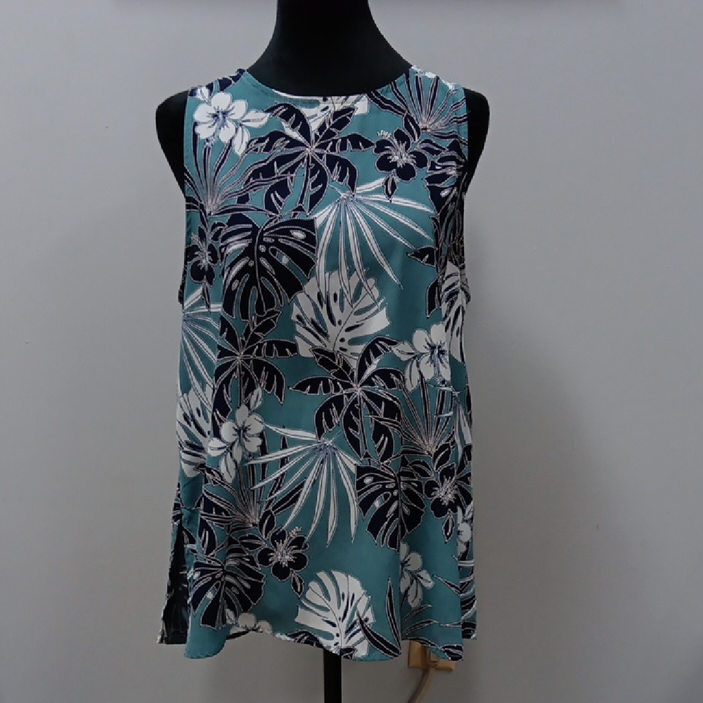 Blue and Black Sleeveless Boxy Blouse